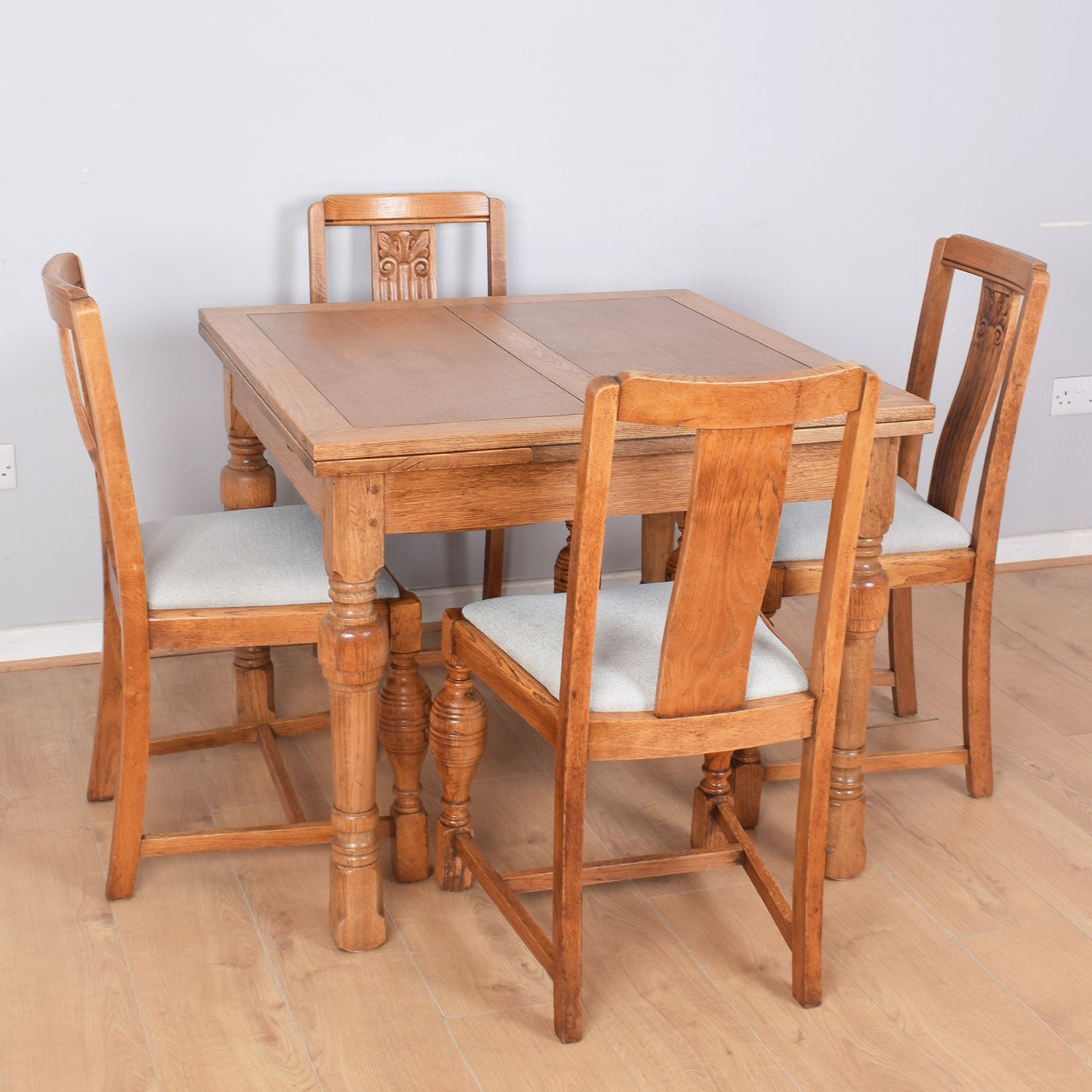 Oak Draw-Leaf Table with Four Chairs