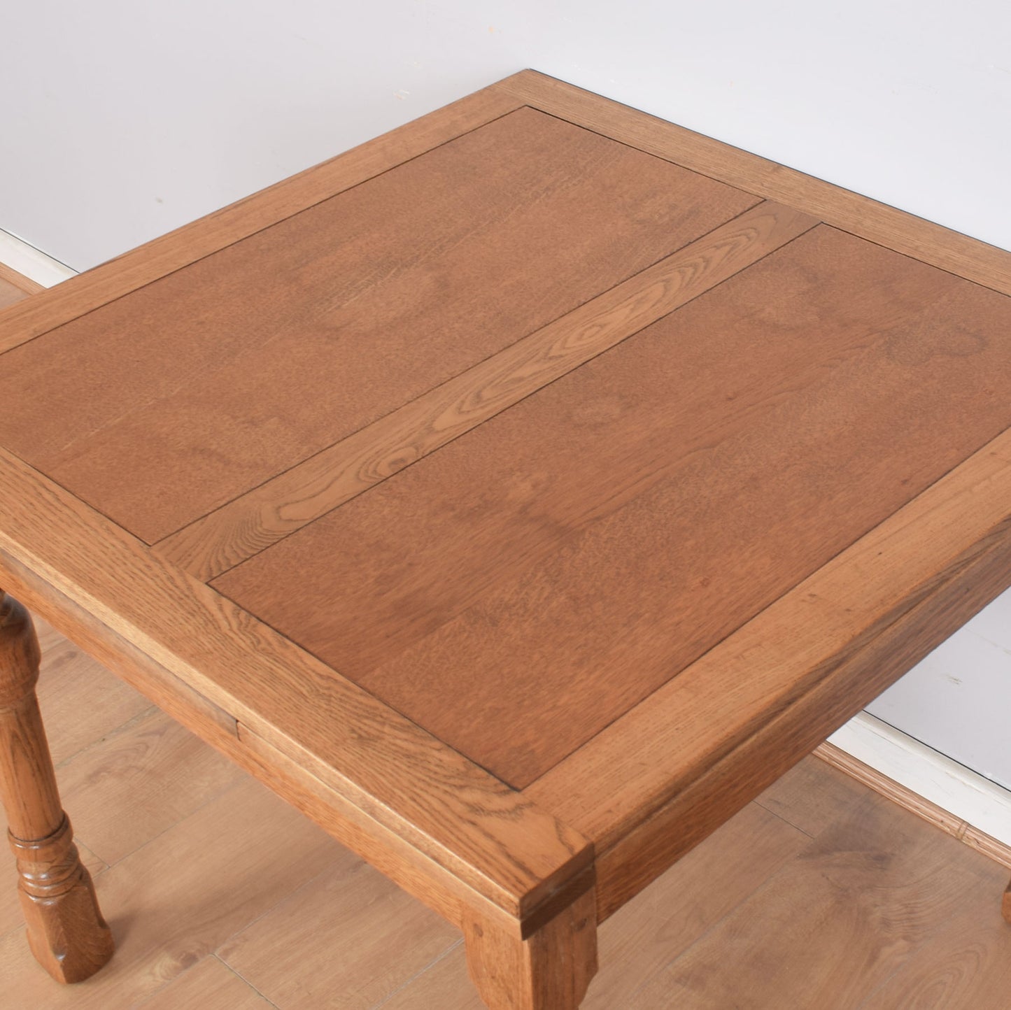 Oak Draw-Leaf Table with Four Chairs