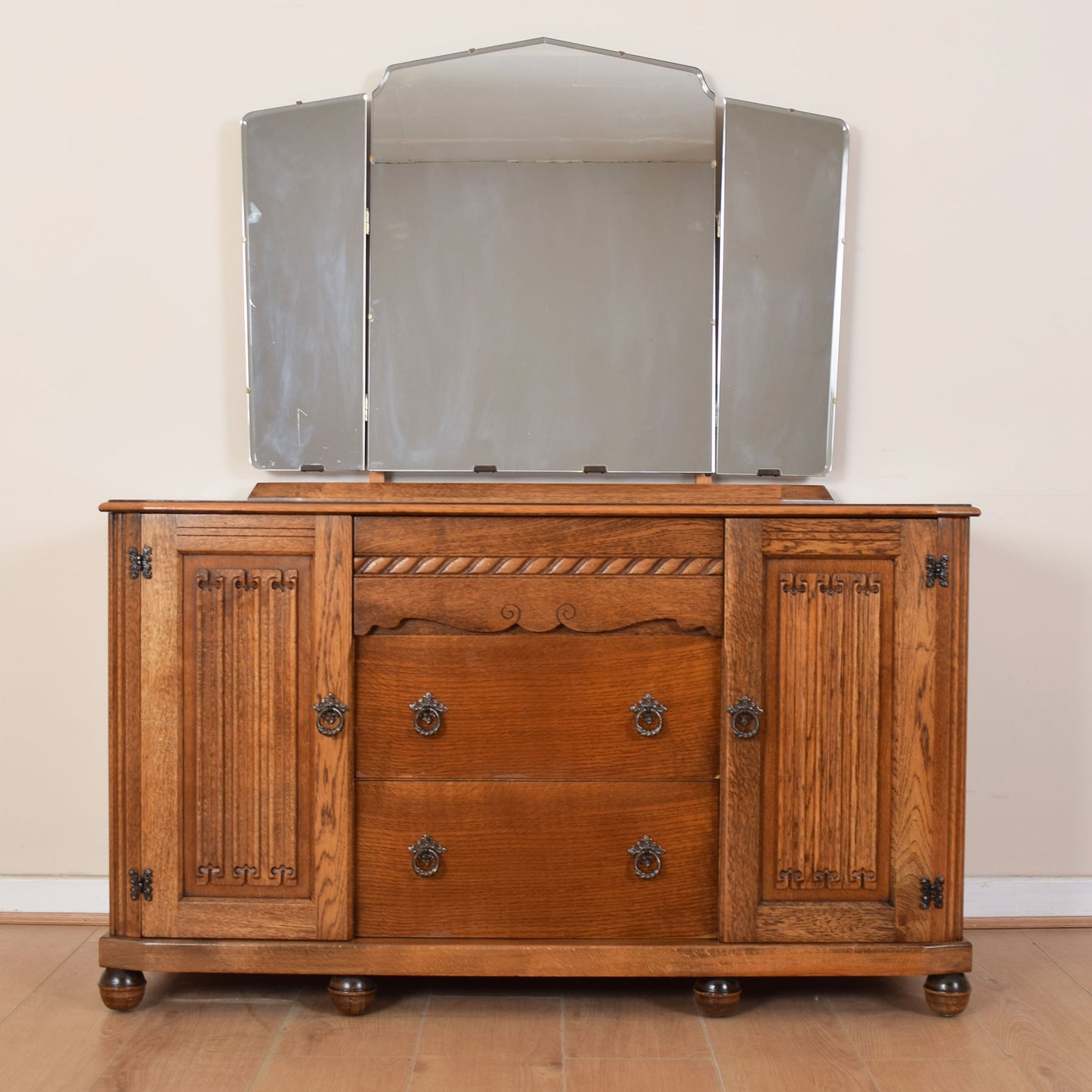 Linenfold Dressing Table