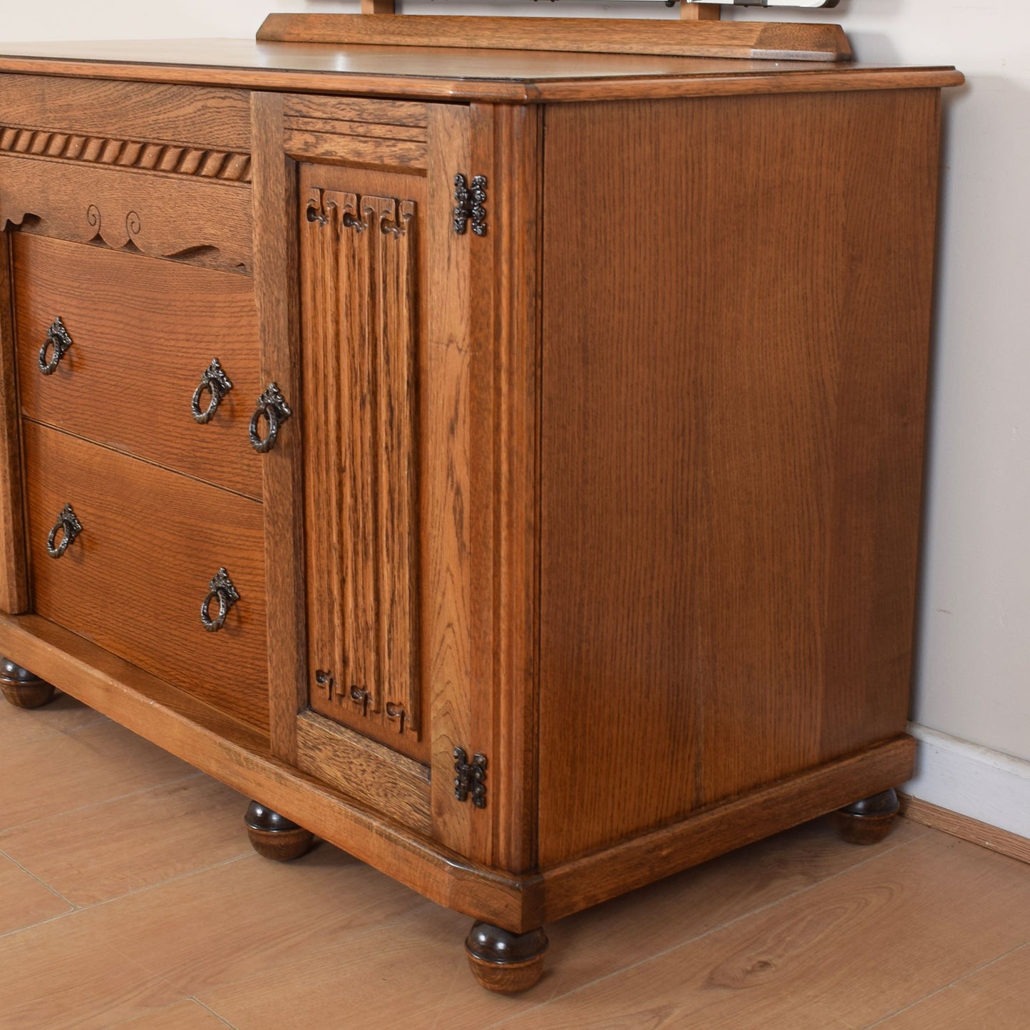 Linenfold Dressing Table