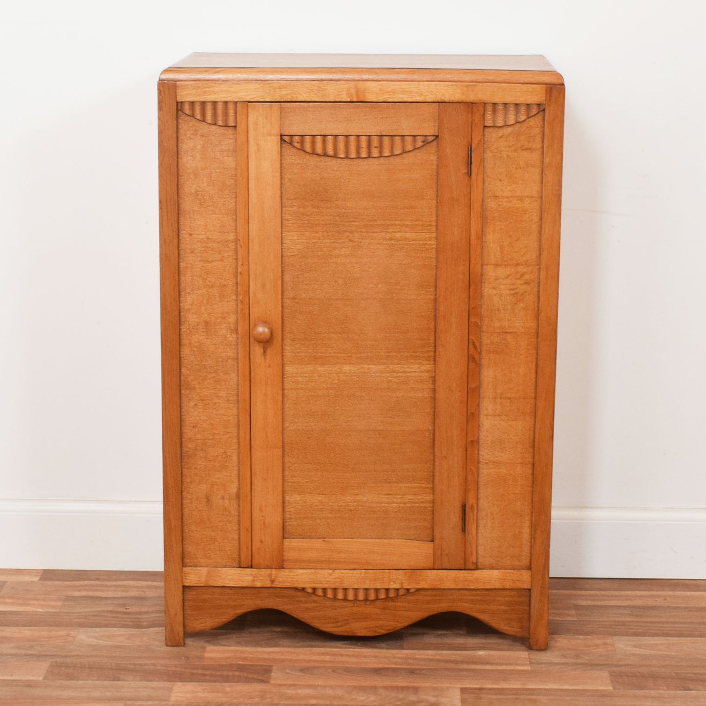 Small oak cupboard