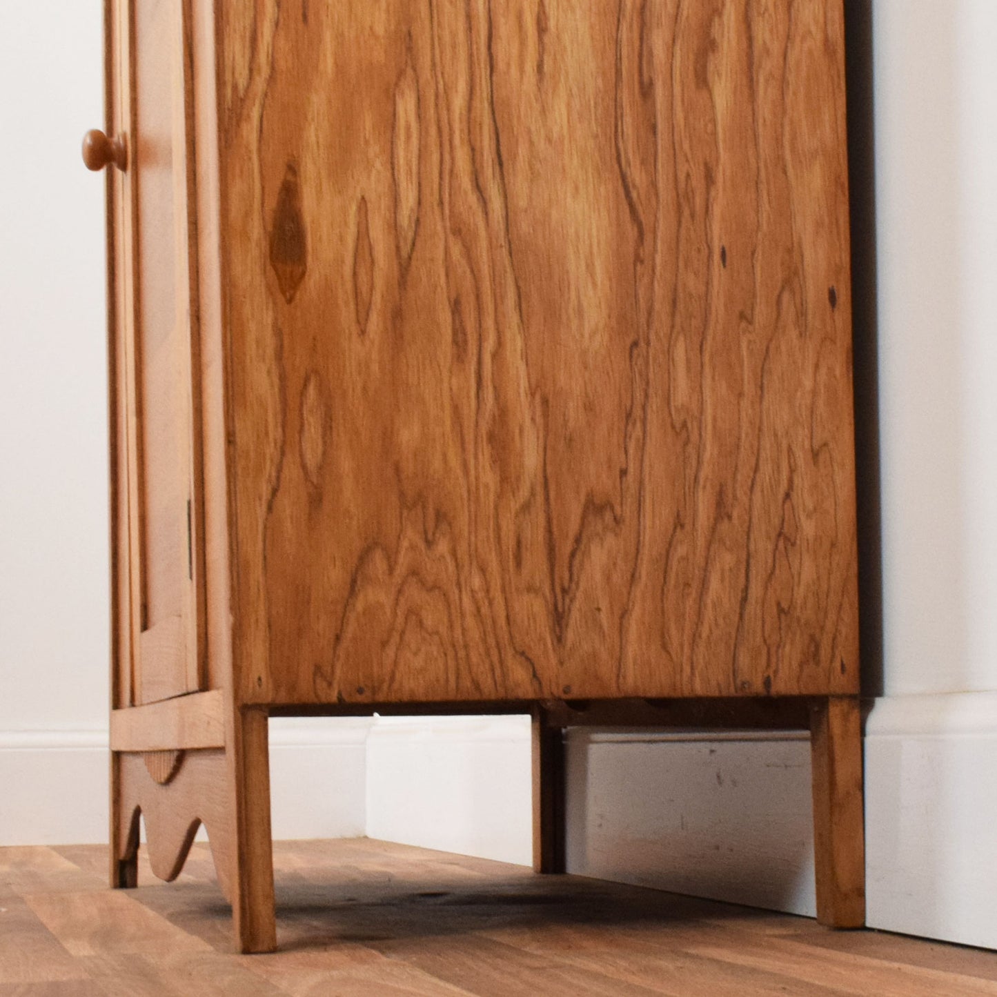 Small oak cupboard