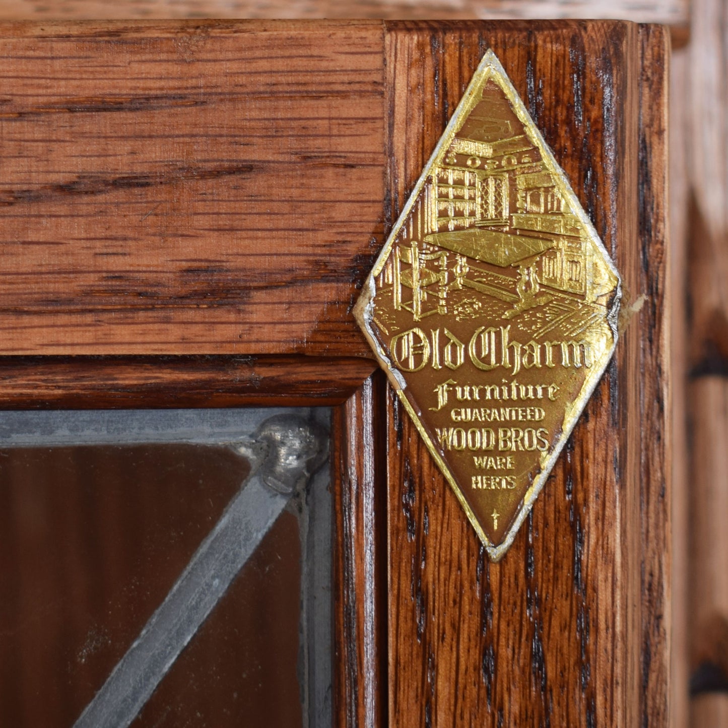 Old Charm Dresser Display Unit