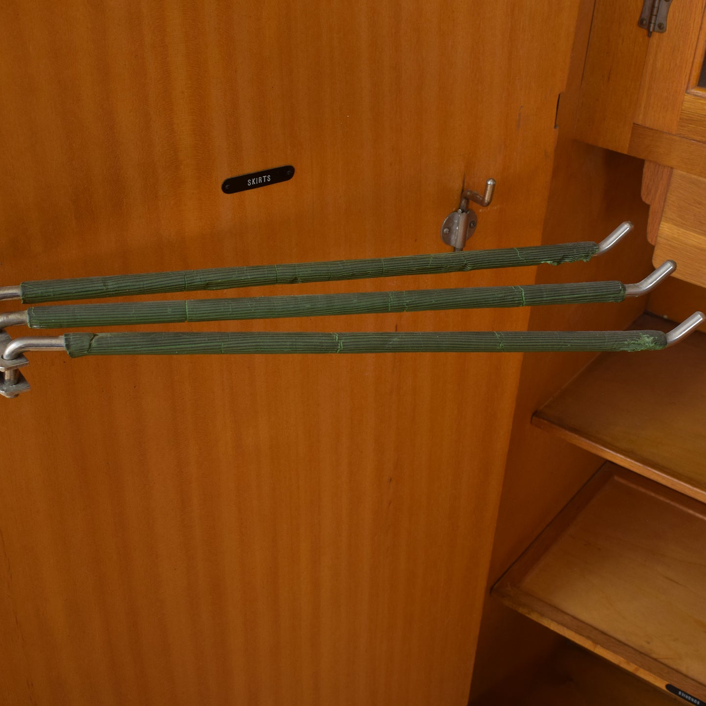 'Compactom' Ladies Wardrobe