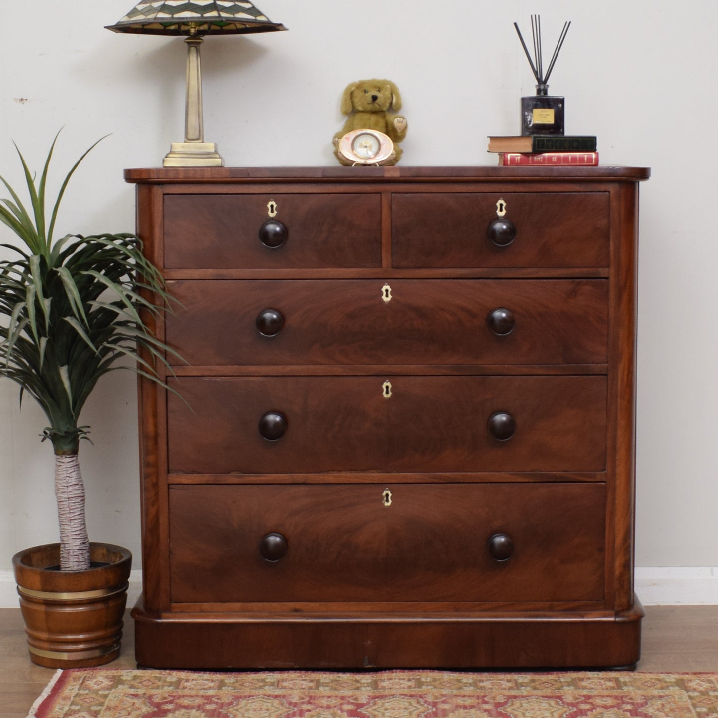 Antique Victorian Chest Of Drawers