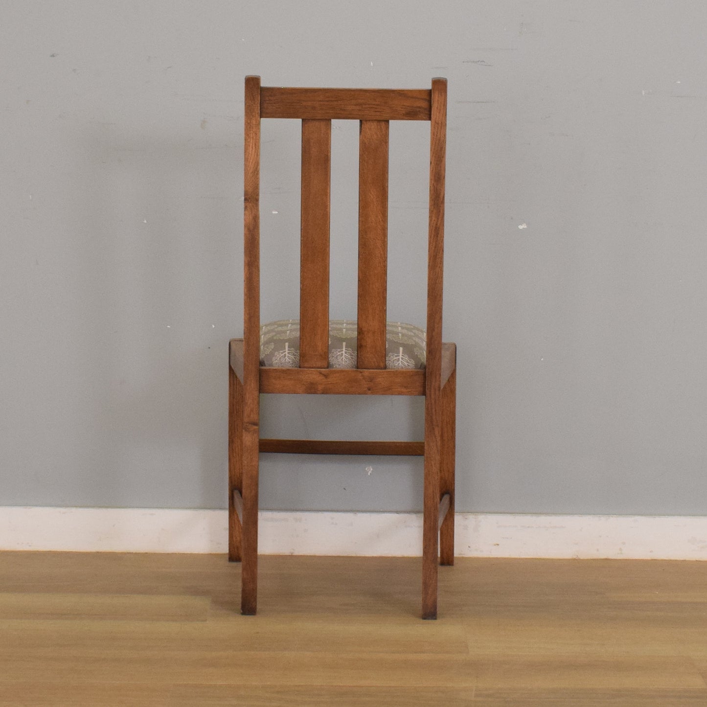 Oak Draw-Leaf Table and Four Chairs