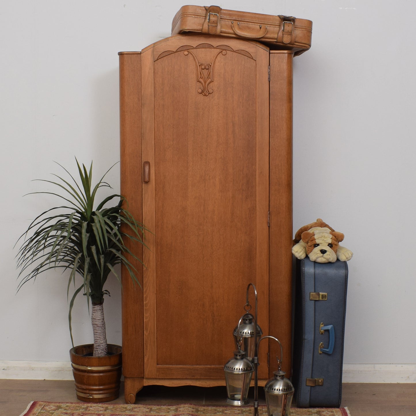 Oak Veneer Hall Wardrobe
