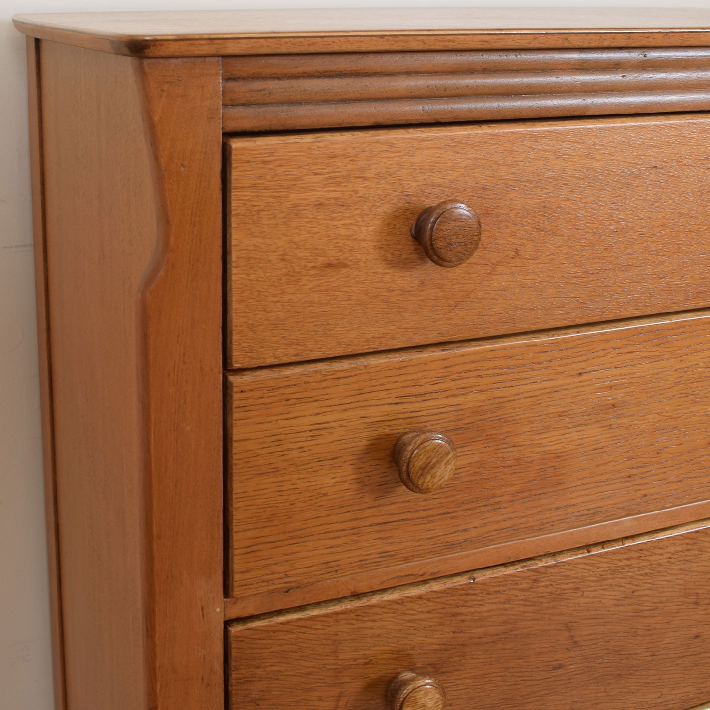 Oak Chest of Drawers