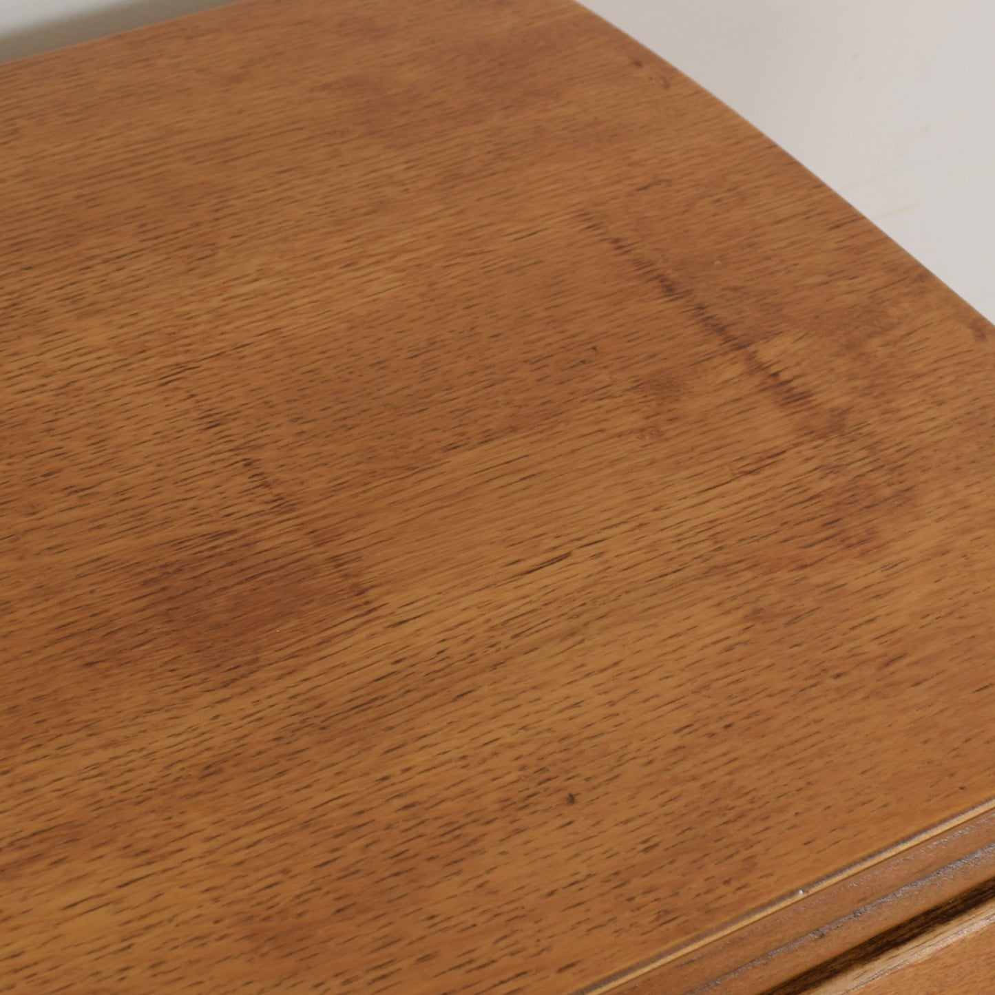 Oak Chest of Drawers