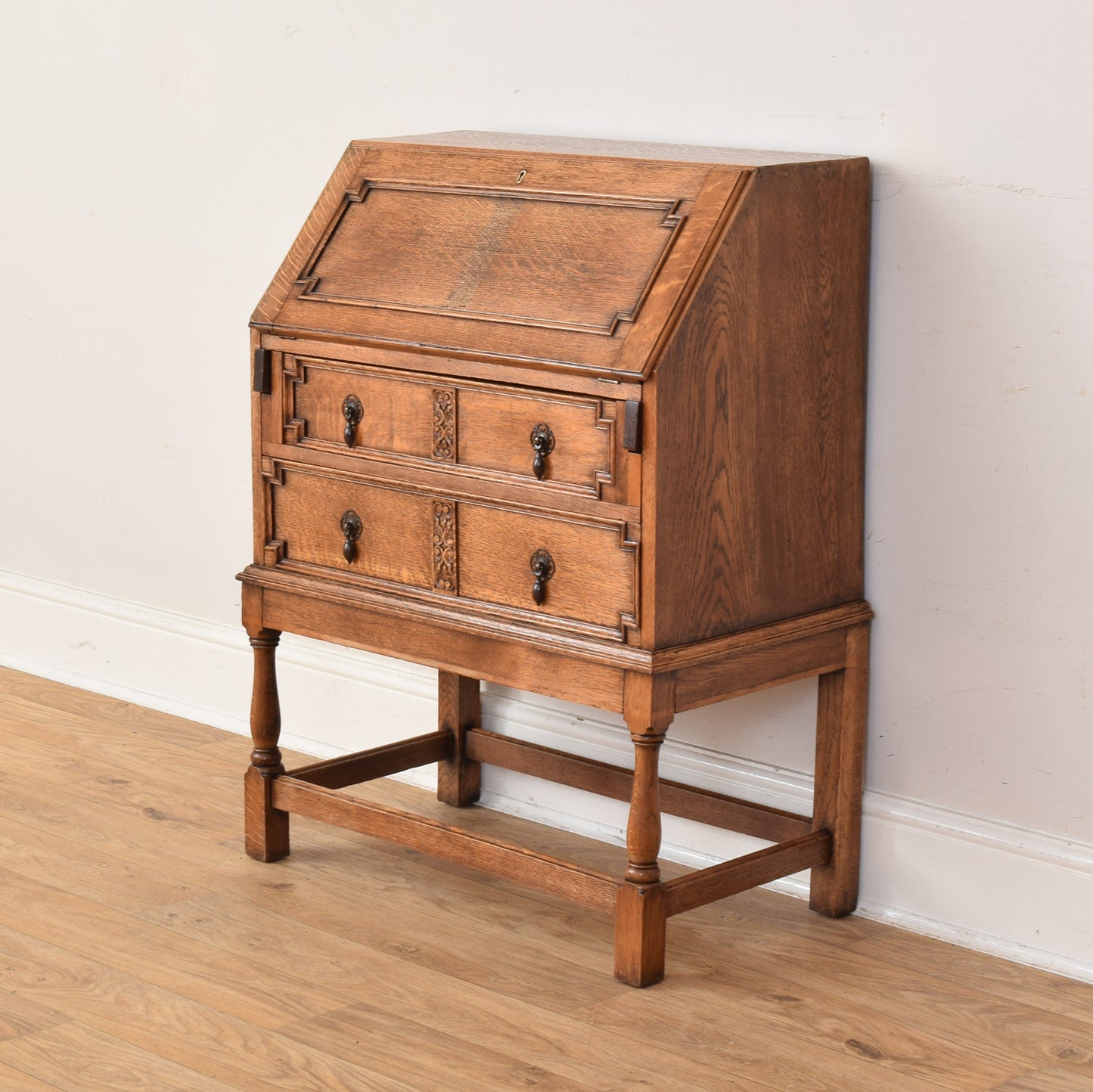 Oak Bureau