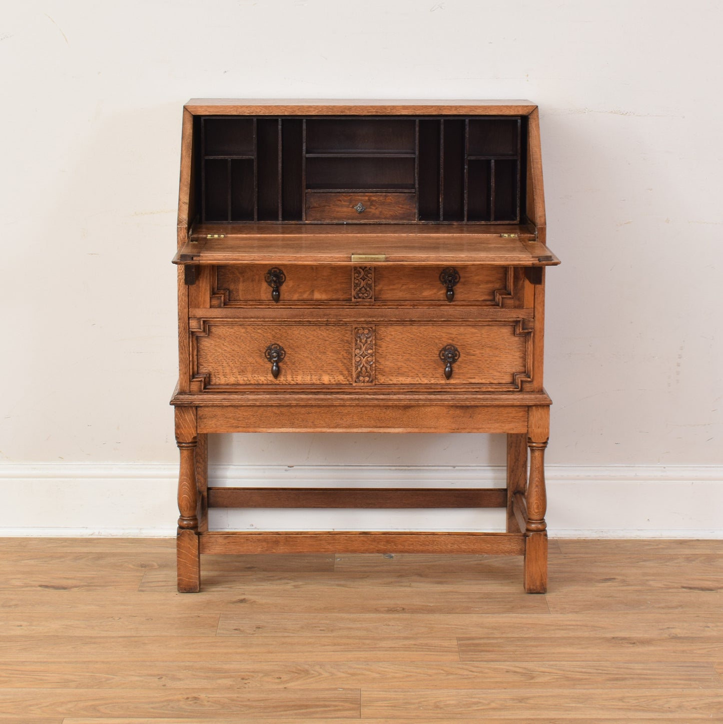 Oak Bureau