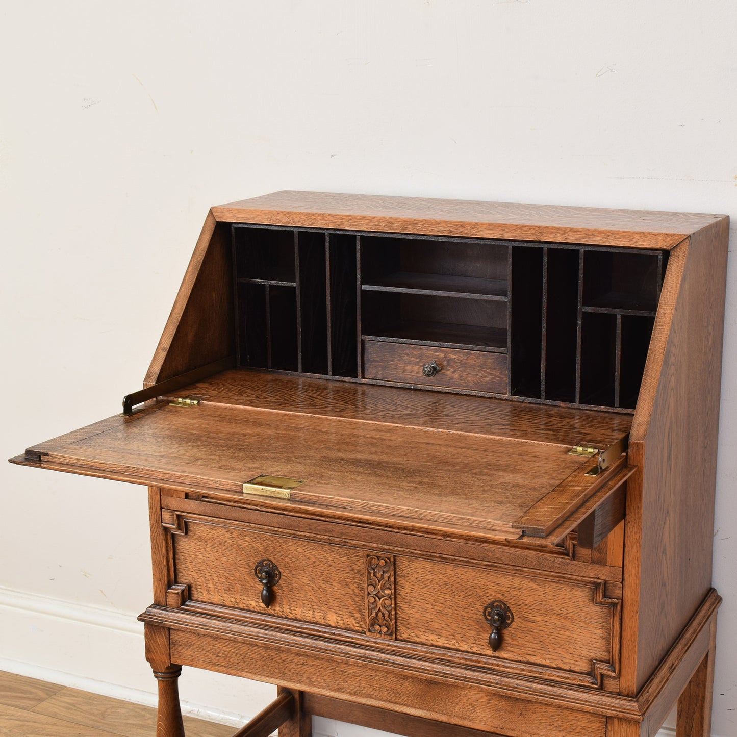 Oak Bureau