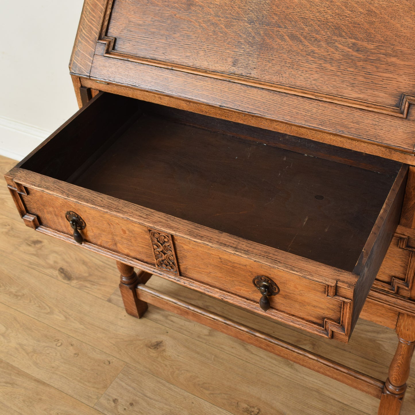 Oak Bureau