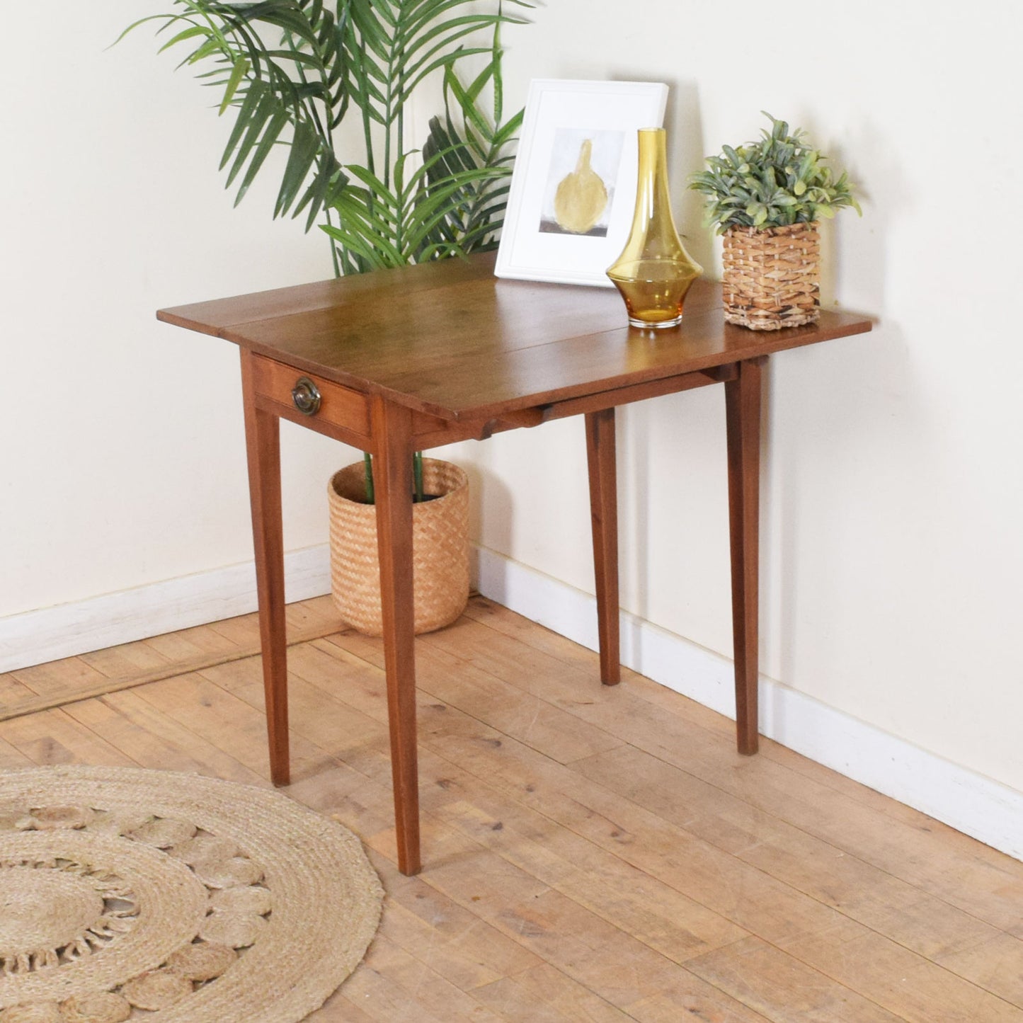 Drop Leaf Occasional Table