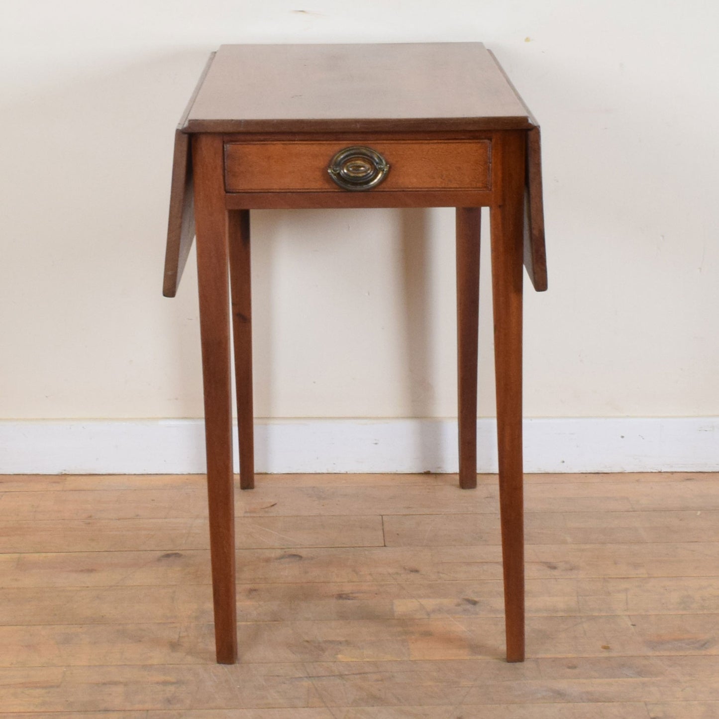 Drop Leaf Occasional Table