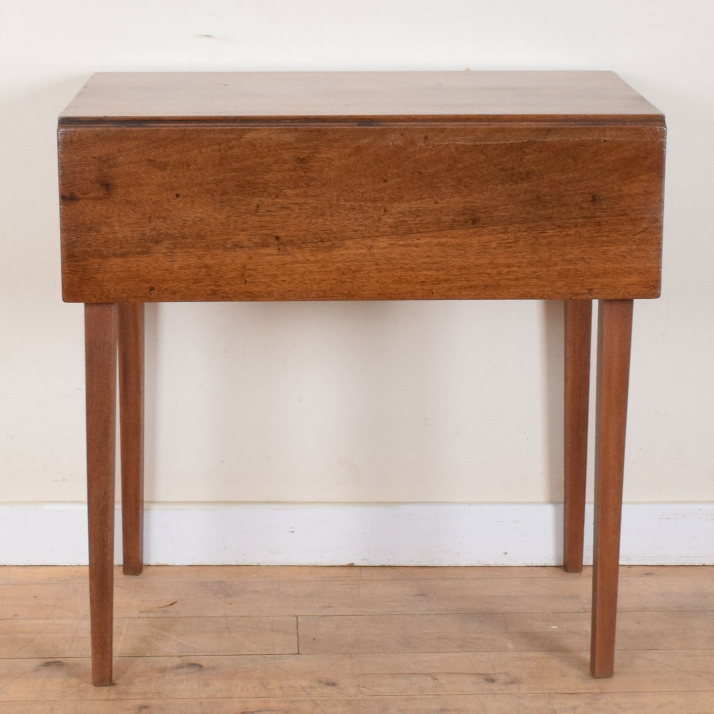 Drop Leaf Occasional Table