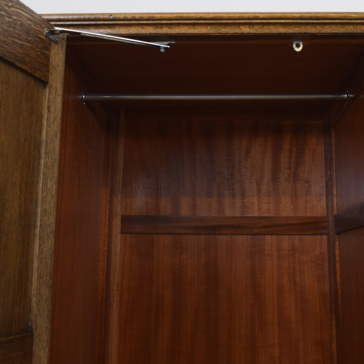 Crown Linenfold Single Wardrobe