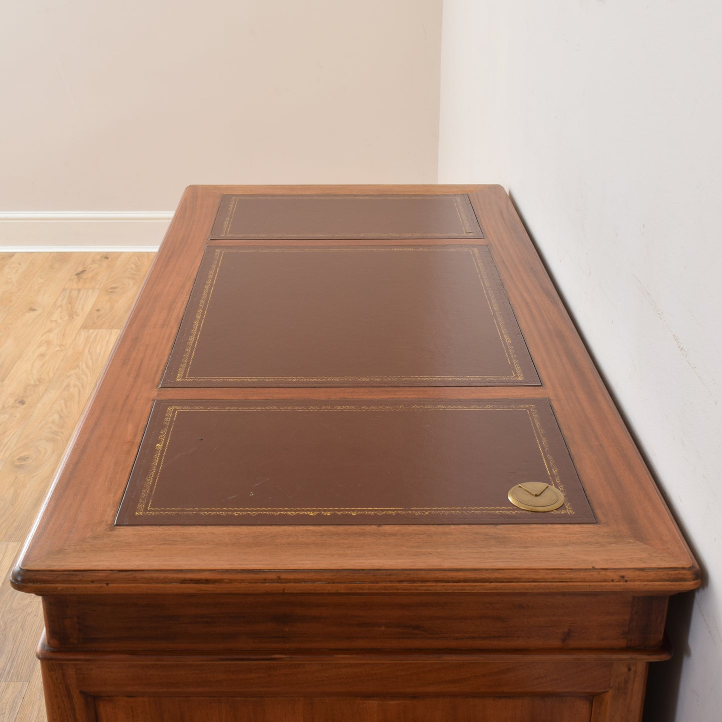 Pedestal Desk