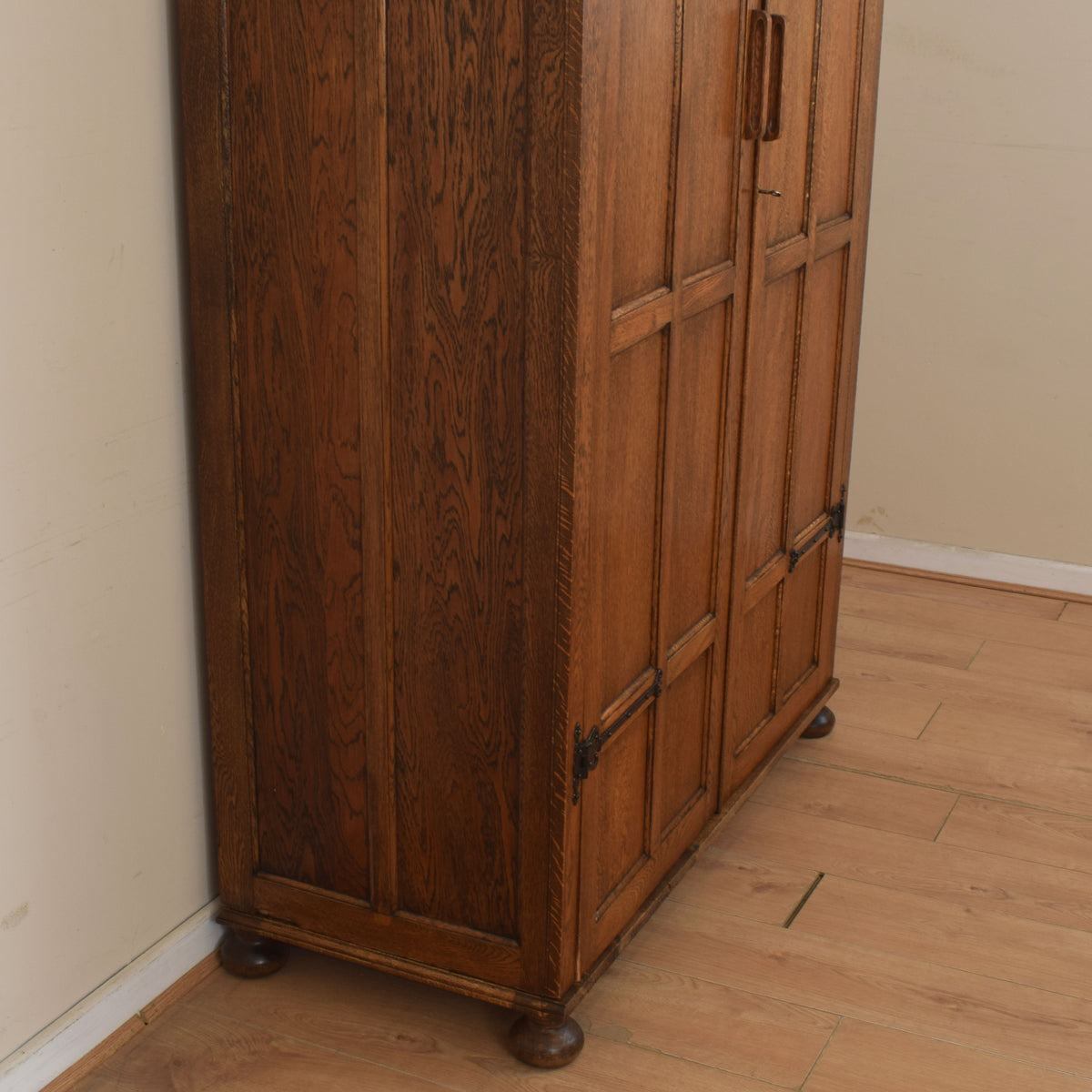 Large Double Oak Wardrobe