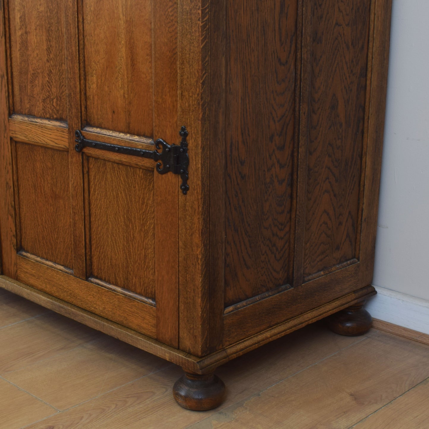 Large Double Oak Wardrobe