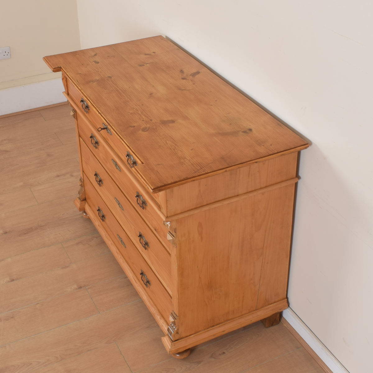 Large Pine Chest Of Drawers