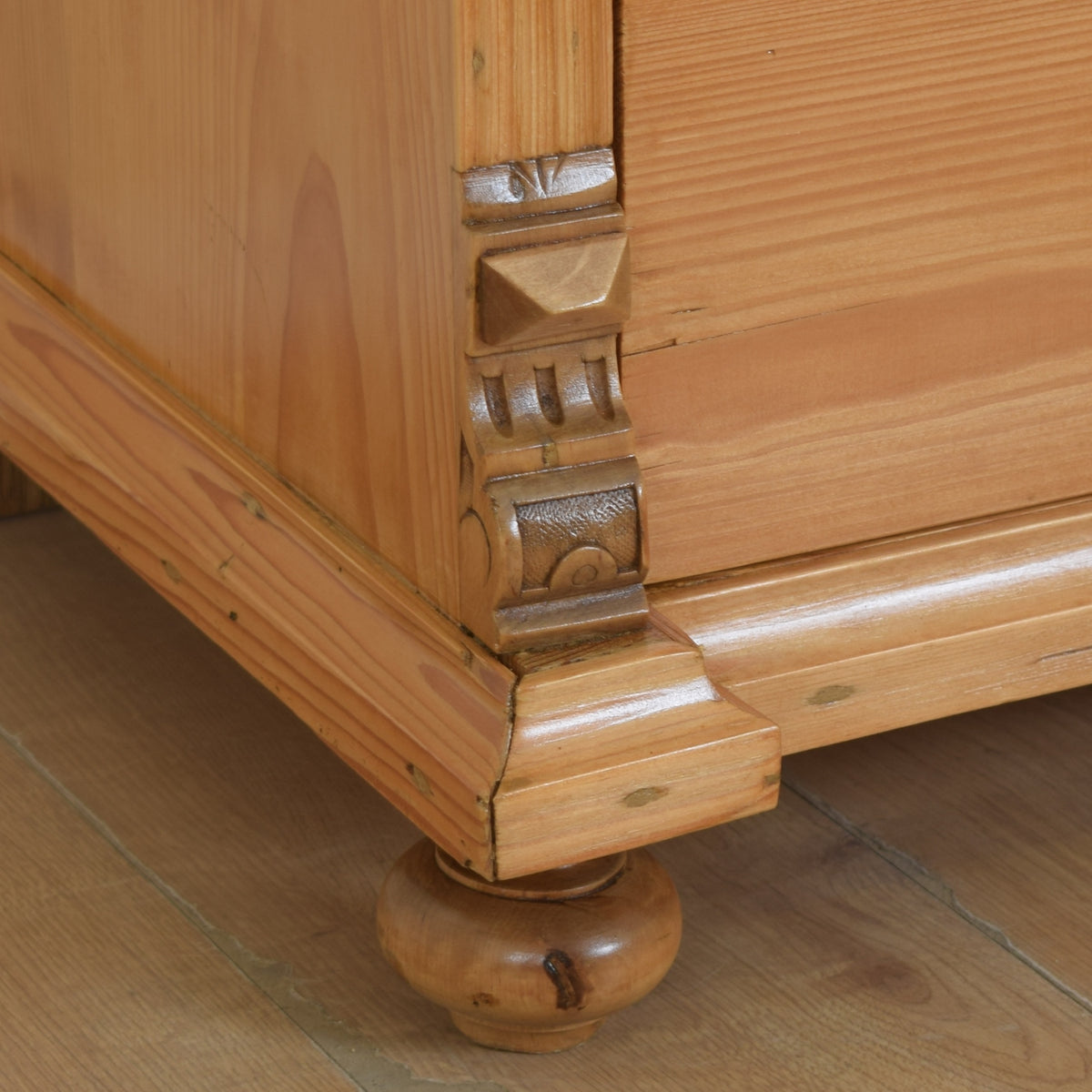 Large Pine Chest Of Drawers