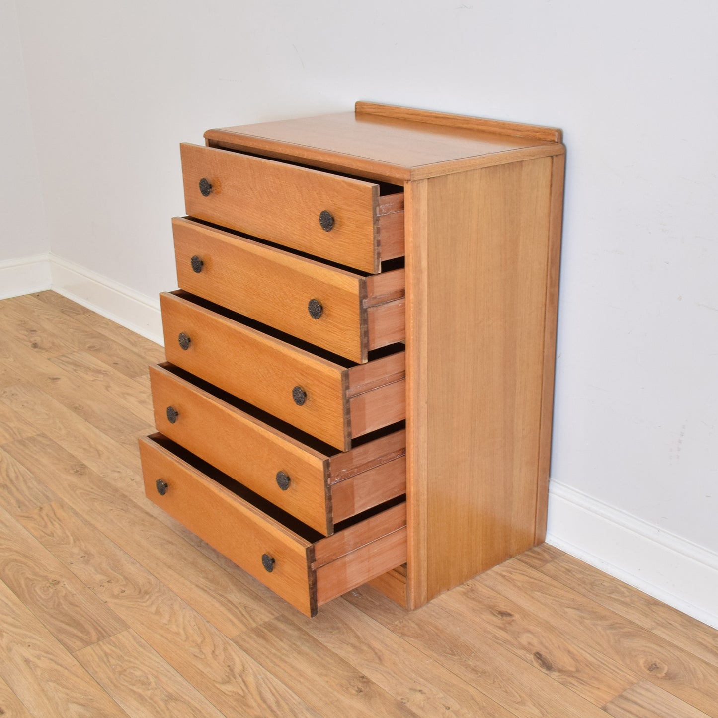 Oak Veneer Chest Of Drawers