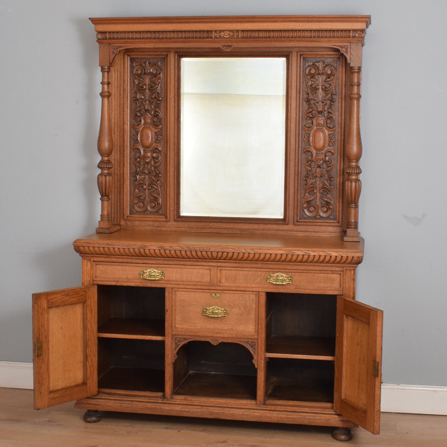 Large Oak Mirrored Sideboard