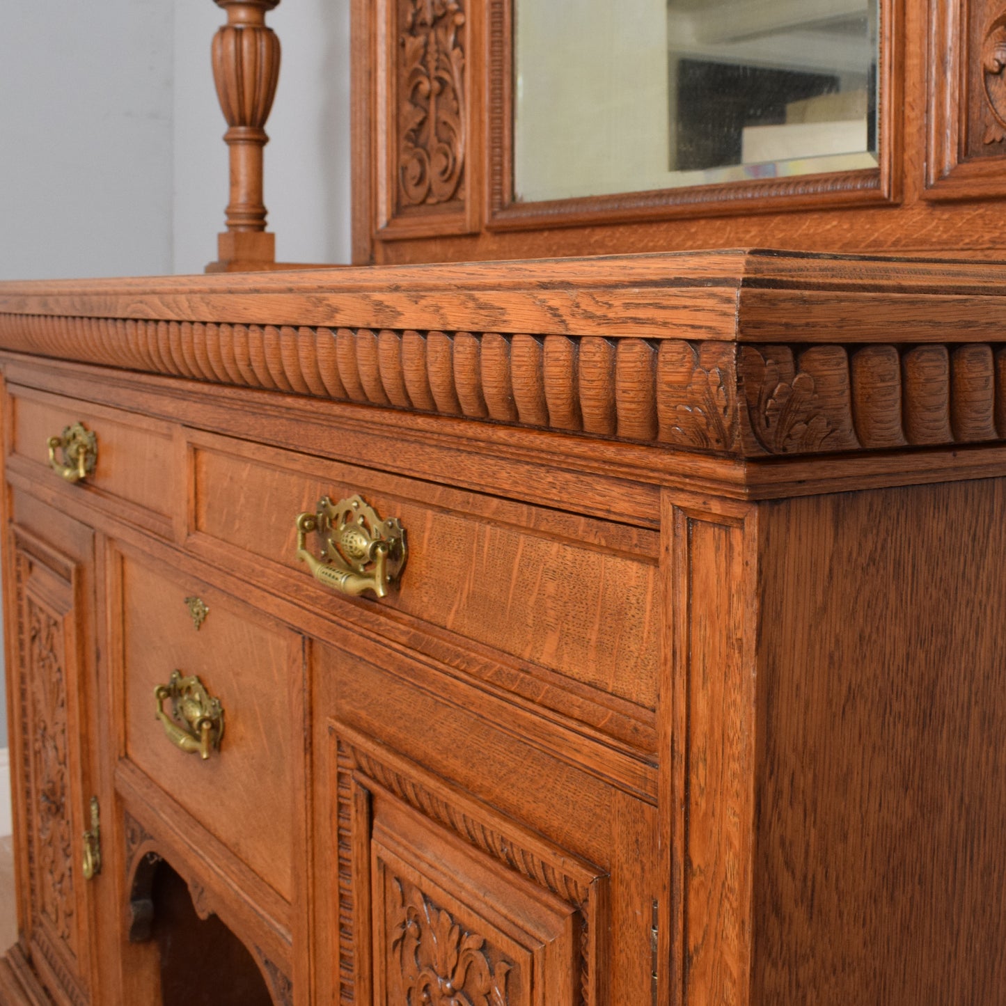 Large Oak Mirrored Sideboard