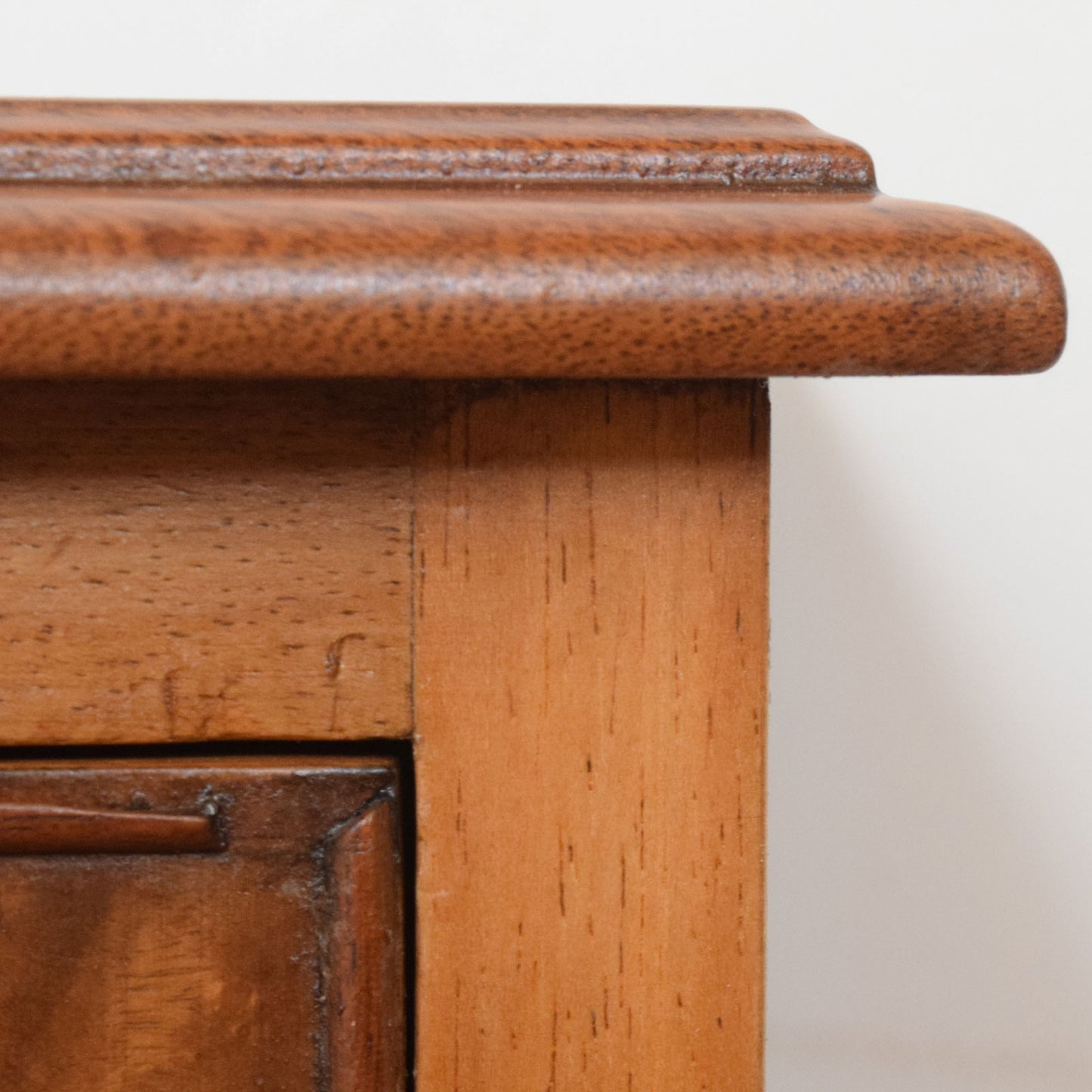 Bow Fronted Walnut Chest of Drawers