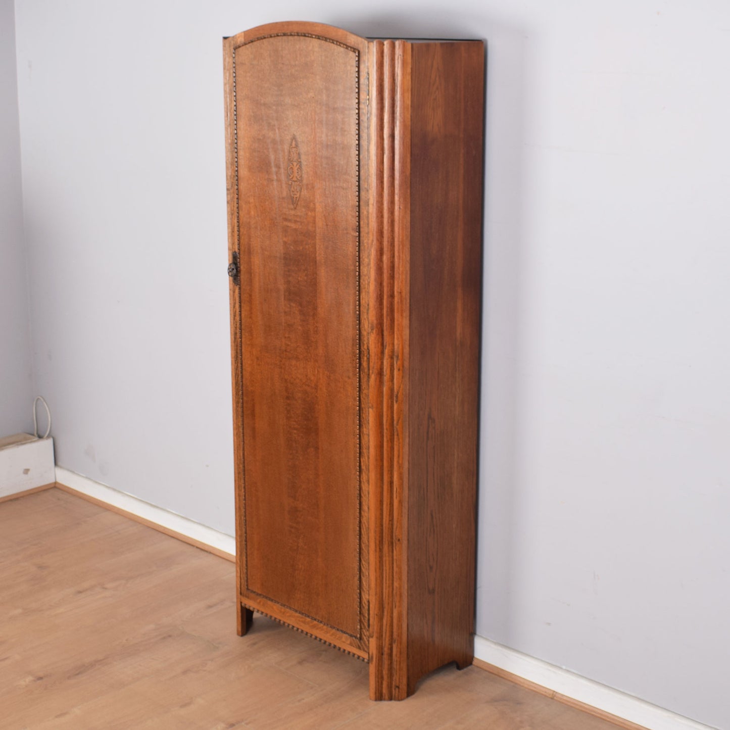 Oak Hallrobe