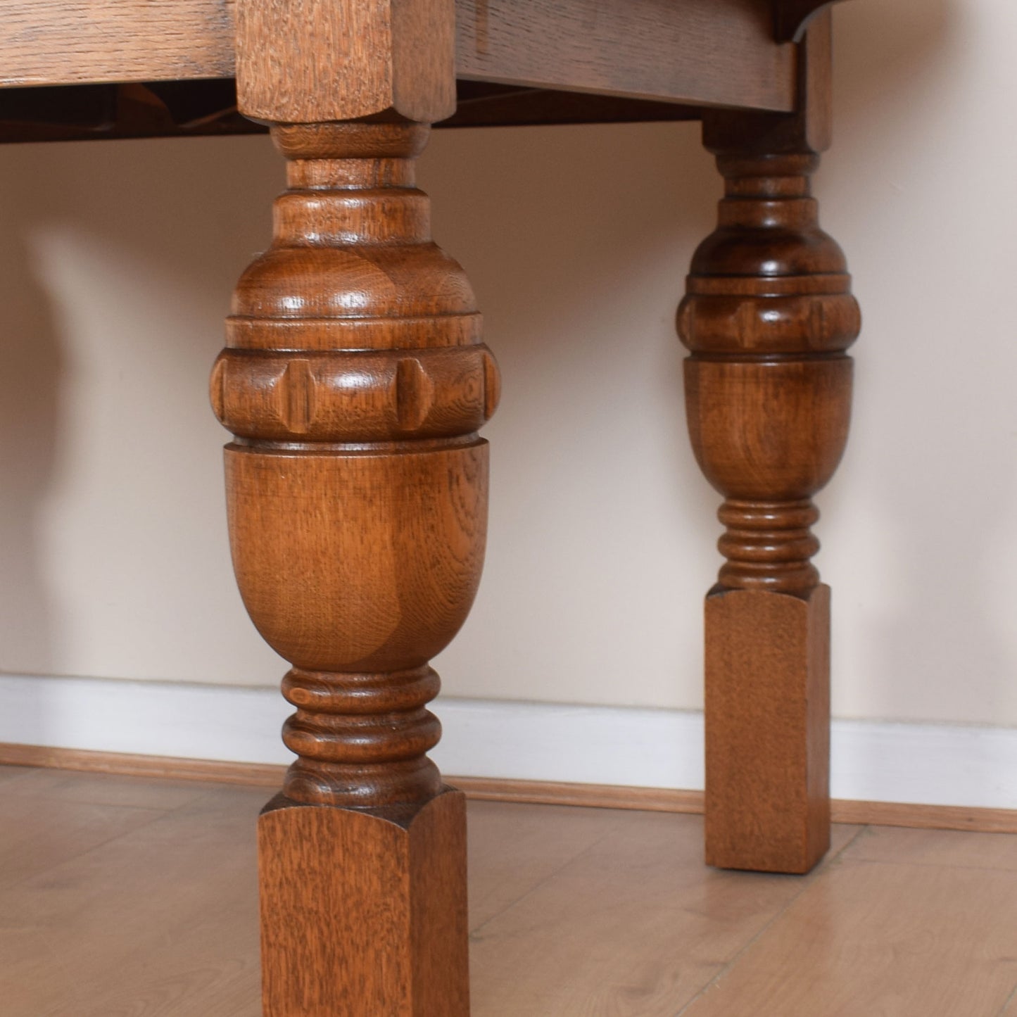 Oak Extending Dining Table with Four Chairs