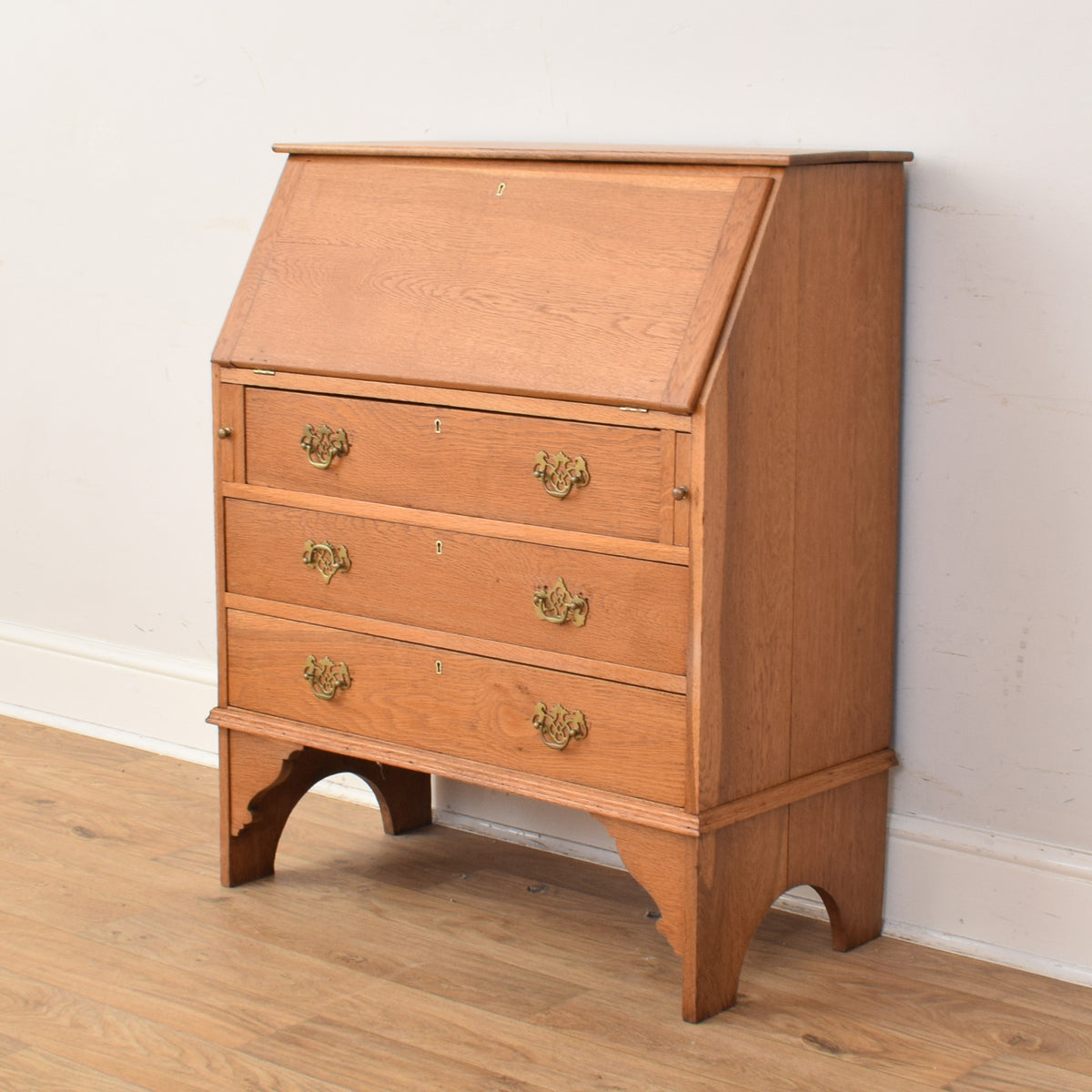 Oak Bureau