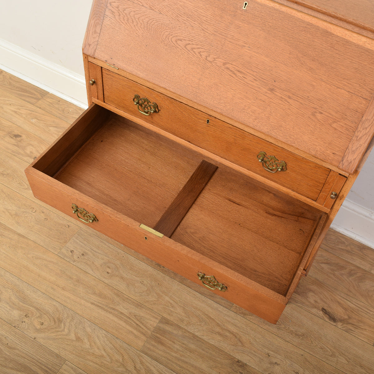 Oak Bureau