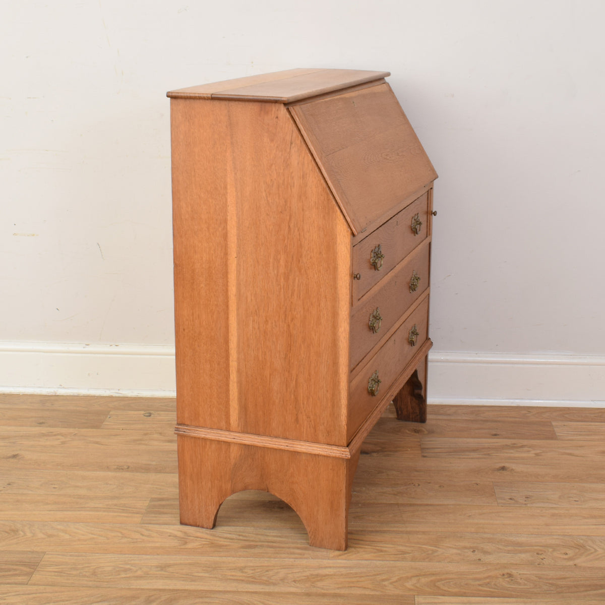 Oak Bureau