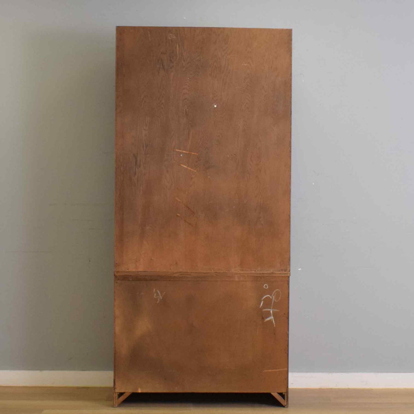 'Old Charm' Display Dresser