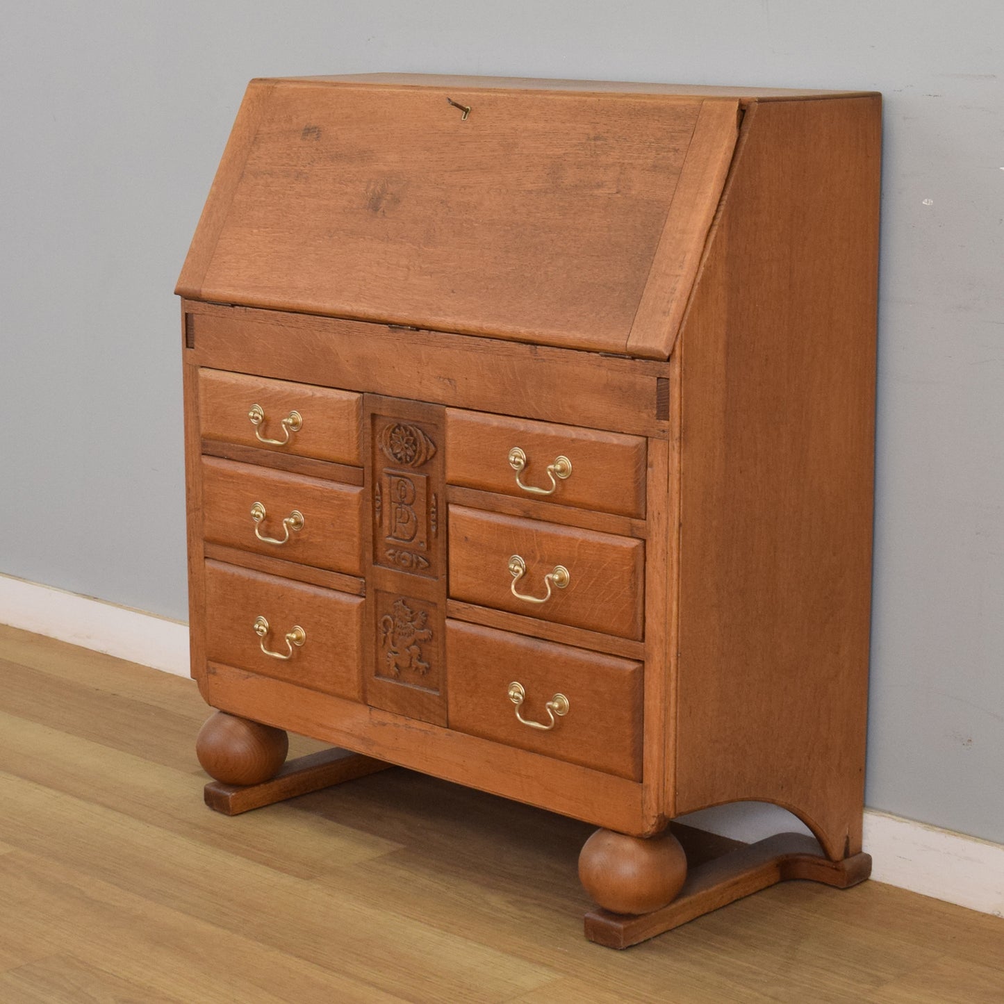 Oak Art-Deco Style Bureau
