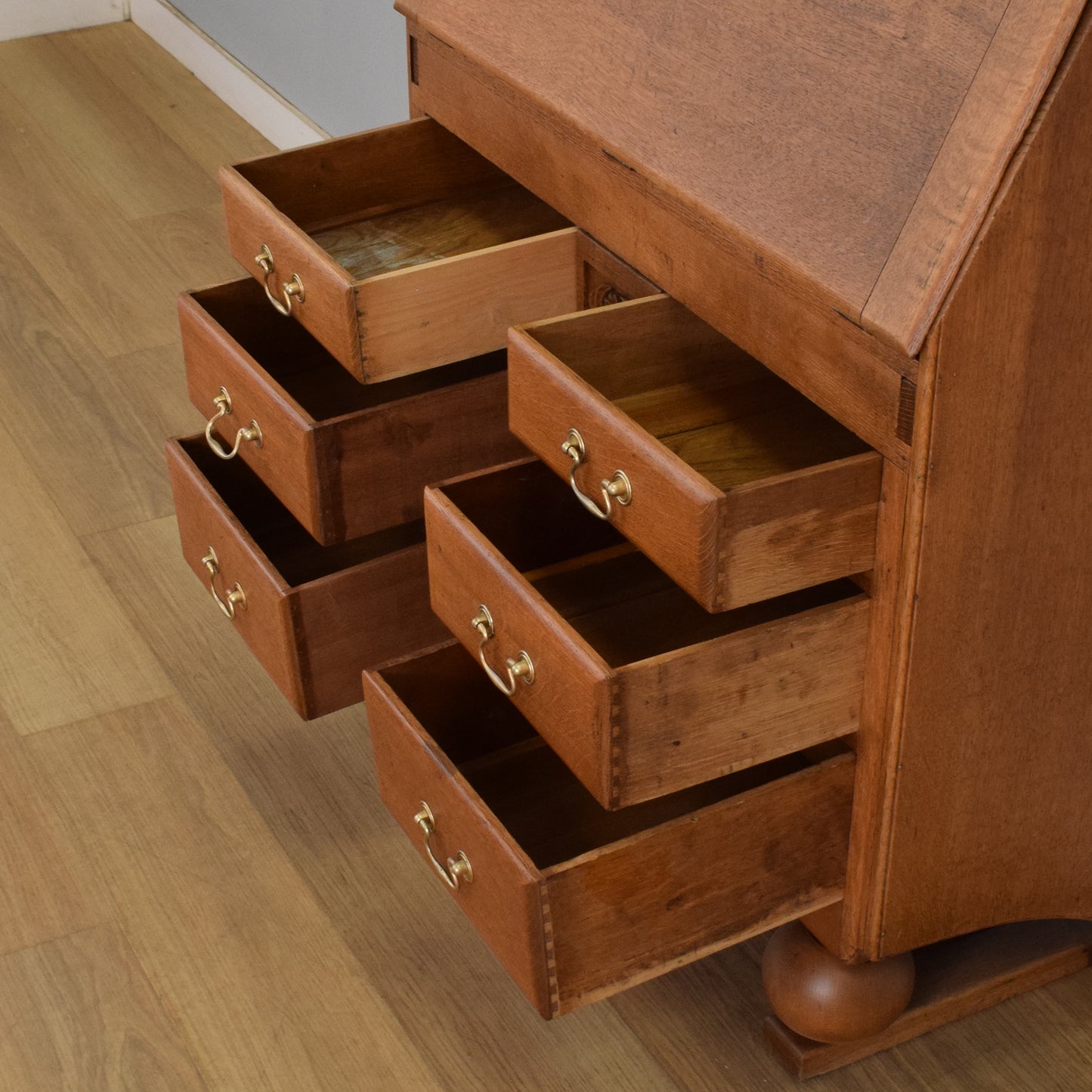 Oak Art-Deco Style Bureau