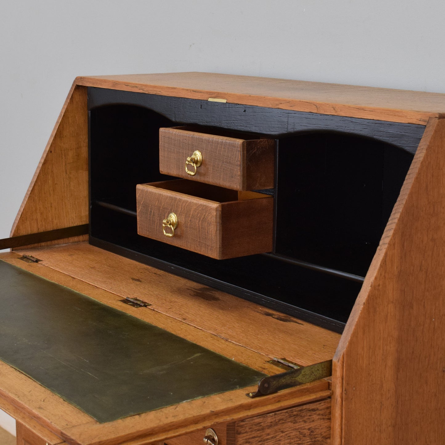 Oak Art-Deco Style Bureau