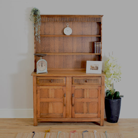 Priory Dresser