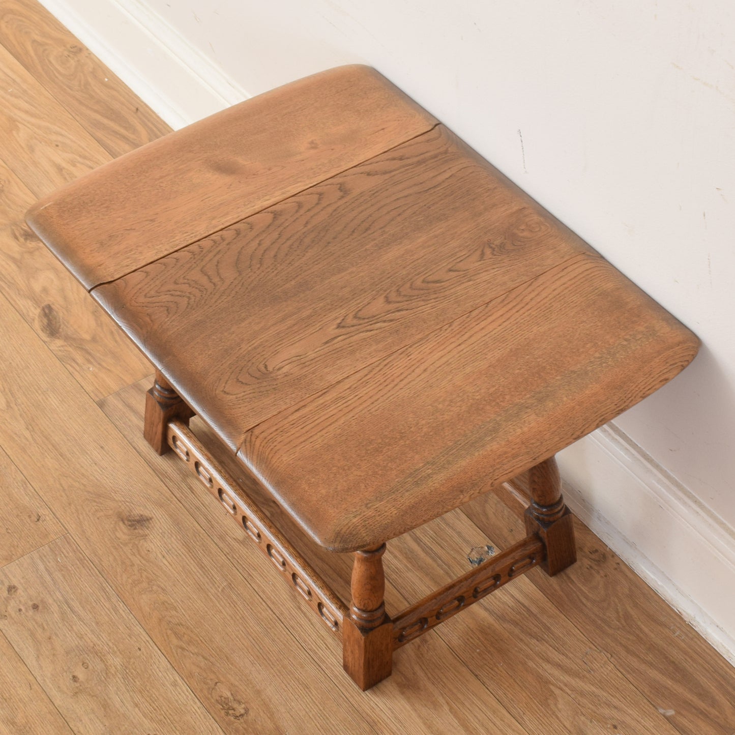 Rotating Drop Leaf Table