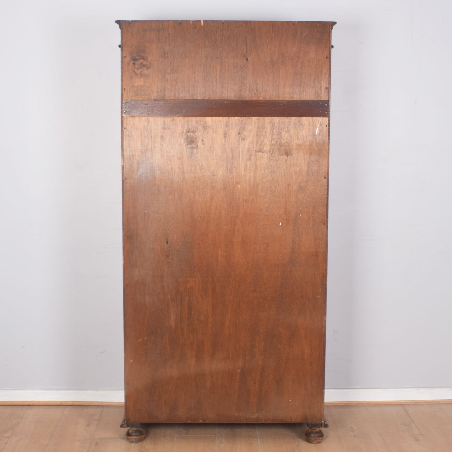 Oak Linenfold Wardrobe