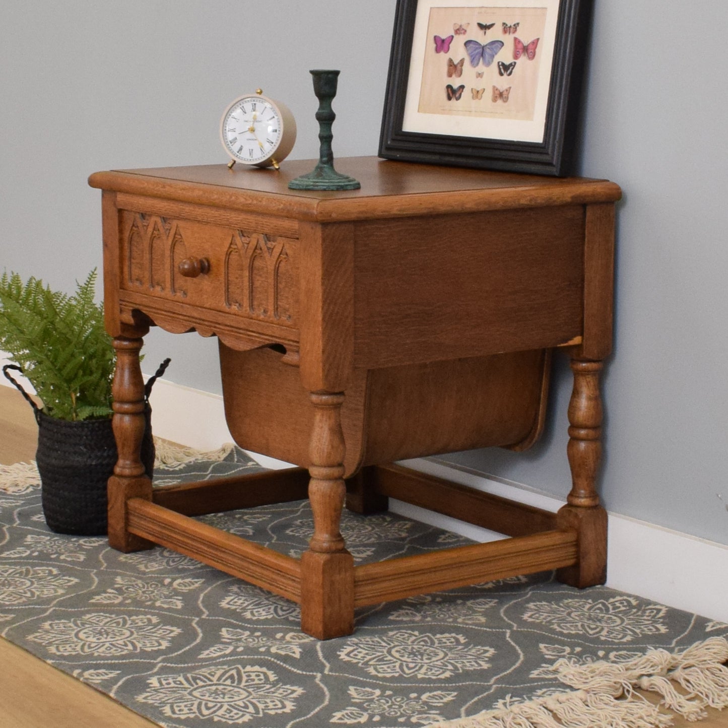 Side Table/Sewing Table