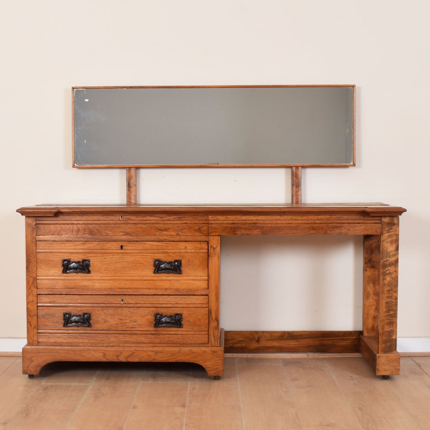 Arts and Crafts Dressing Table.