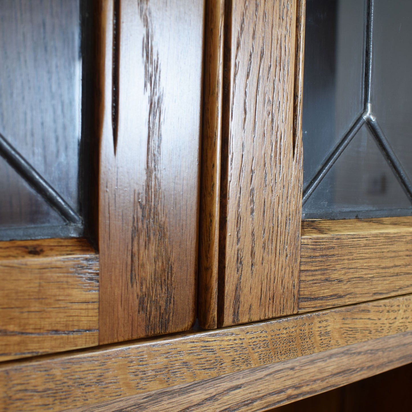 Large Old Charm Display Unit