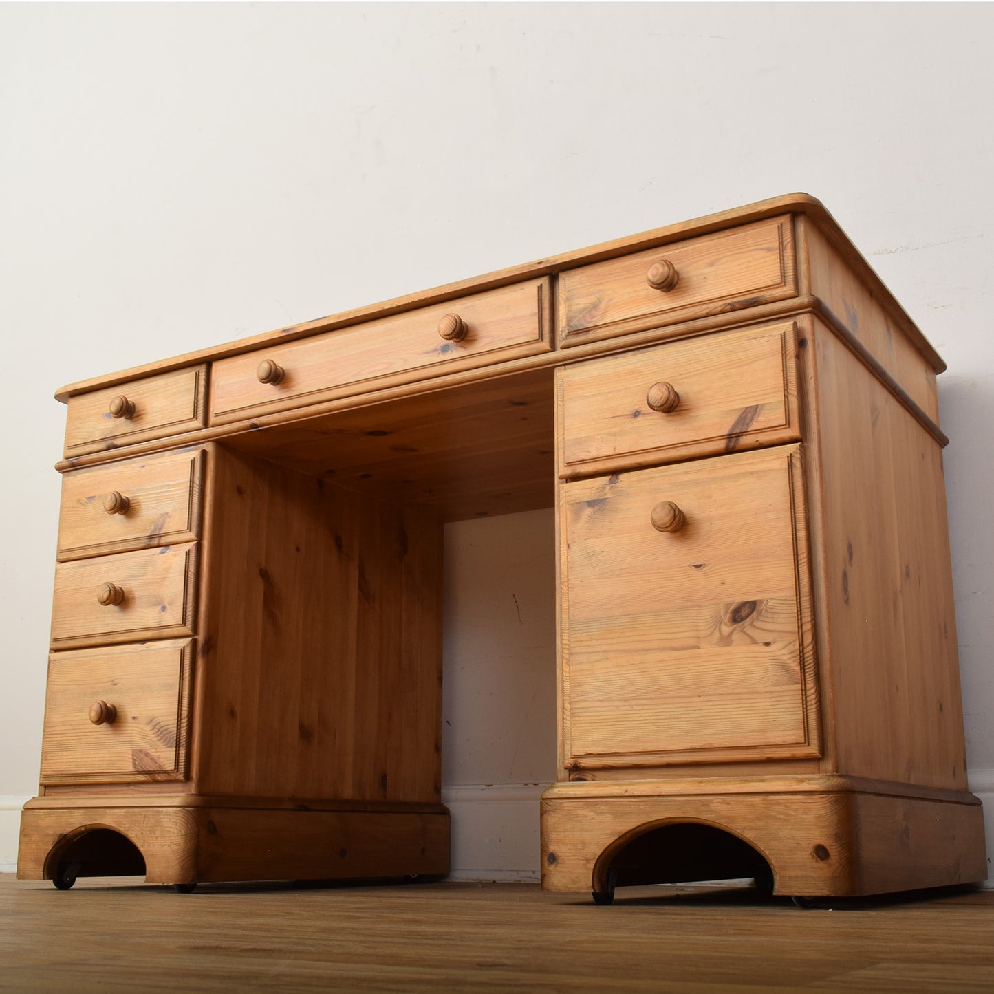 Pine Desk