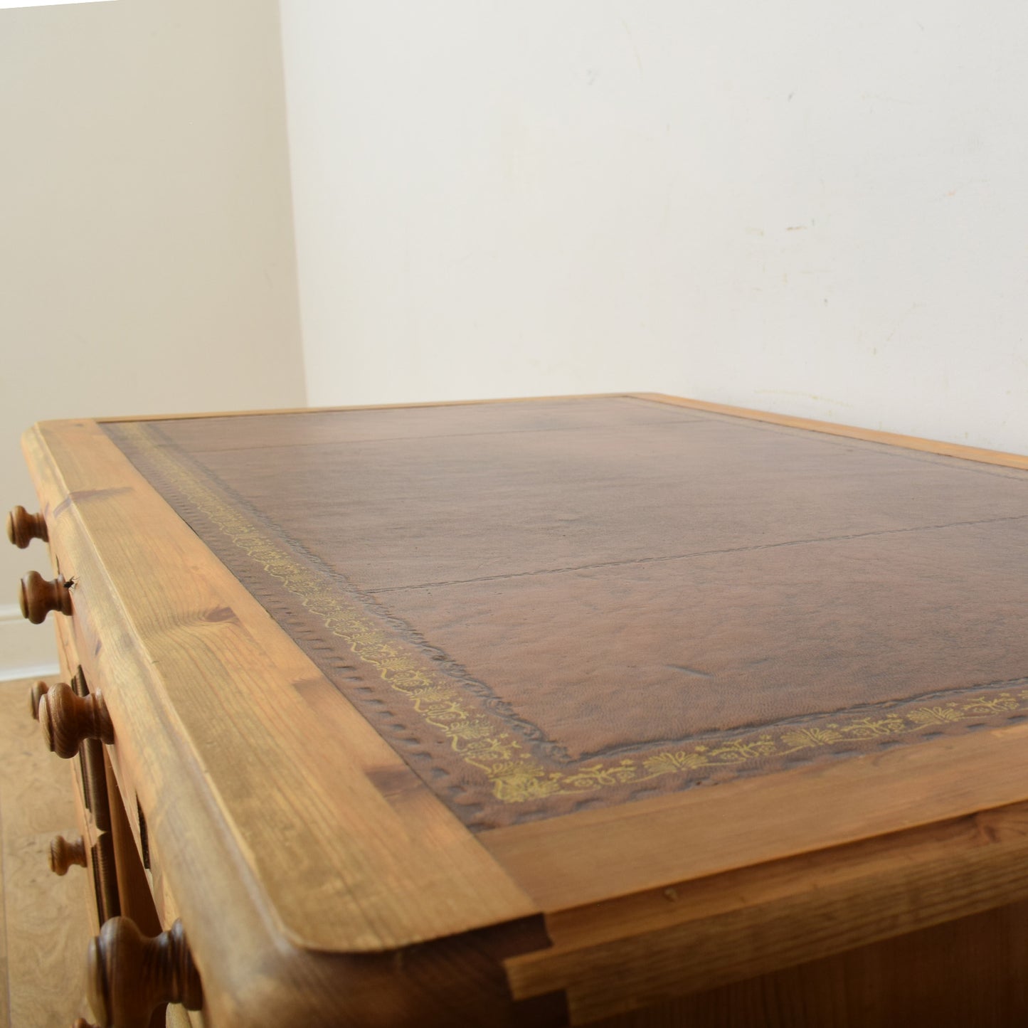 Pine Desk