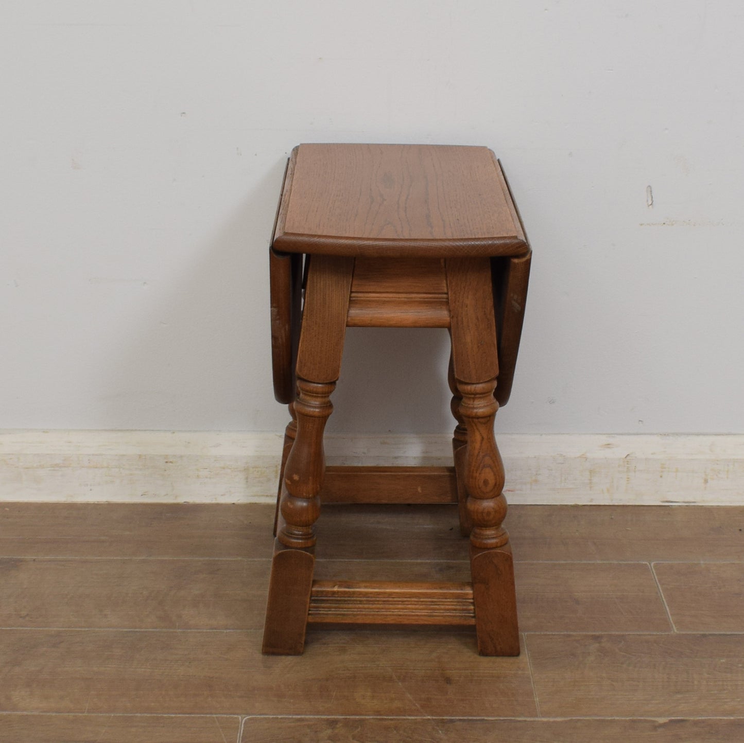 Oak Swivel-Top Table