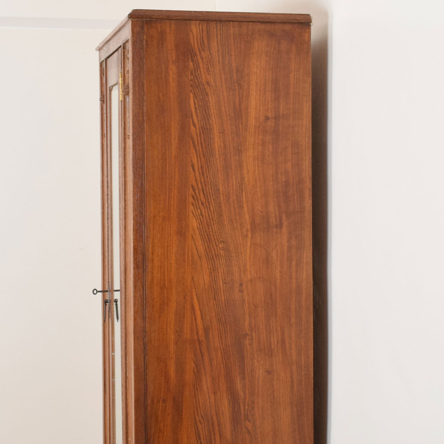 Mirrored Oak Hallrobe