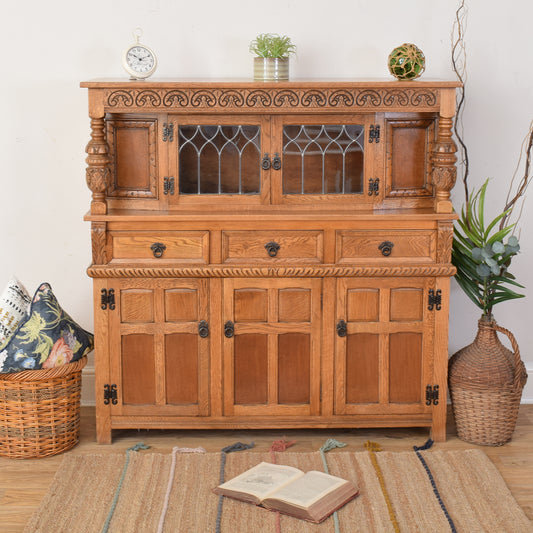 Old Charm Court Cabinet